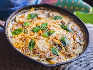 Tortilla de papas y carne picada