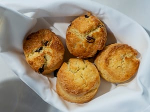 Scones con pasas de uva
