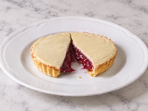 Tartaleta de frambuesa y chocolate blanco