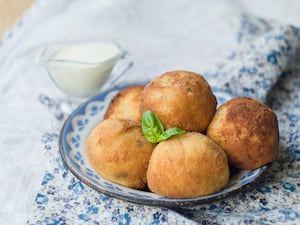 Arancini de coliflor keto