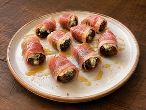 Dátiles rellenos agridulces
