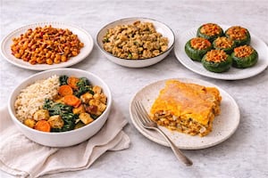 7 recetas recomendadas por una nutricionista con dos “superalimentos” que tienen más proteína que la carne