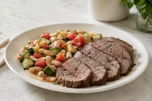Peceto al horno con porotos alubias y vegetales