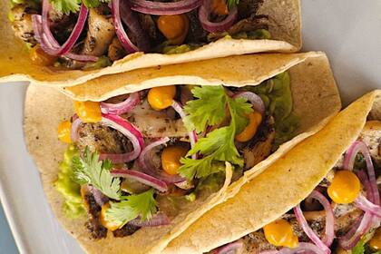 Tacos de hongos con chimichurri