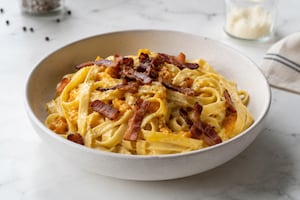 Pasta rápida con calabaza y panceta