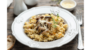 Risotto cremoso de cebada y hongos
