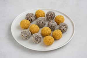 Trufas de coco y porotos blancos