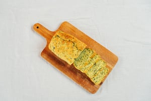 Pan de espinaca y queso