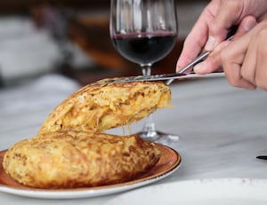Tortilla de papa con chistorra
