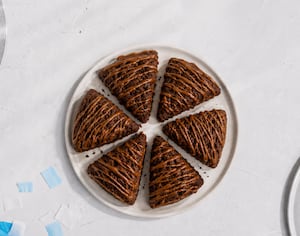 Scones de cacao en sartén