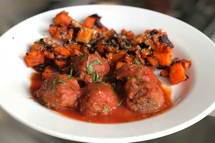 Albóndigas veggie con tuco