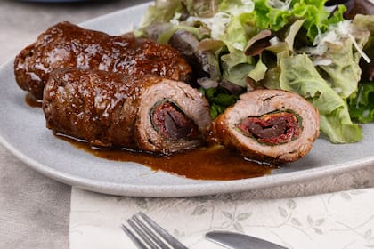 Arrolladitos de carne rellenos