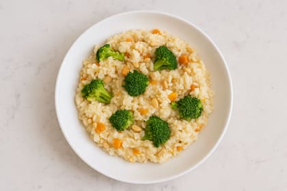 Arroz integral con brócoli y maní