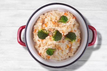 Arroz integral con brócoli y maní