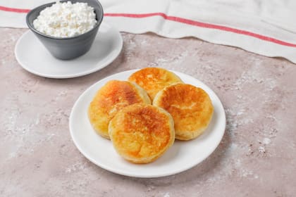 Buñuelos de ricota con miel