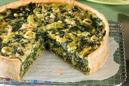 Con la lista en mano preparamos una esponjosa tarta de espinaca