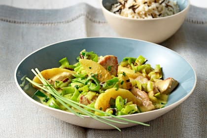 Curry de cerdo con puerro y manzanas