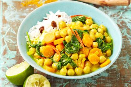 Curry de garbanzos con espinaca