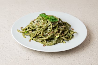 Fideos con pesto de pistacho