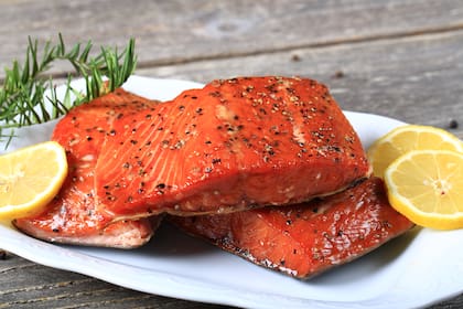 Gravlax de salmón