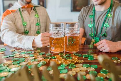 Irlanda es un país con una larga tradición cervecera y esa cultura sumado a factores históricos llevaron a que hoy se festeje San Patricio en varios países del mundo con una cerveza en la mano