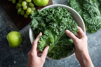 Las verduras que son fáciles de incluir en las comidas y además te ayudan en la digestión