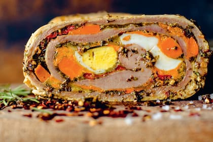 Matambre relleno. La receta de Gastón Riveira, de La Cabrera, en su libro Recetas Argentina de mi cocina.