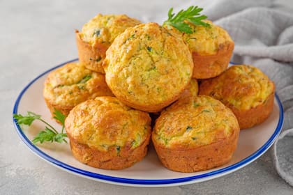 Muffins de zucchini y pollo