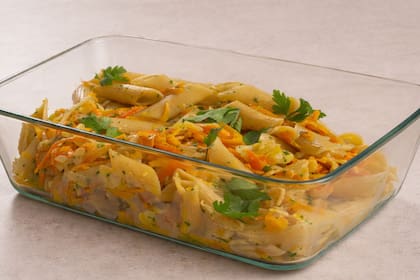 Pasta corta con vegetales