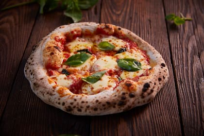 PIZZA MARGHERITA