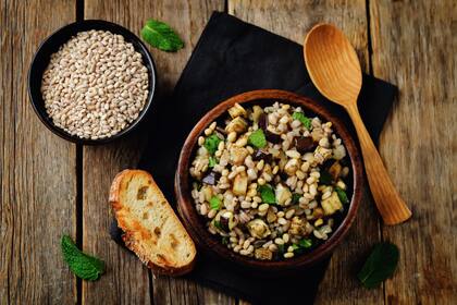 Rica en nutrientes esenciales, la cebada aporta energía y tiene múltiples beneficios para la salud