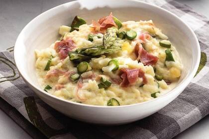 Risotto con queso brie y jamón