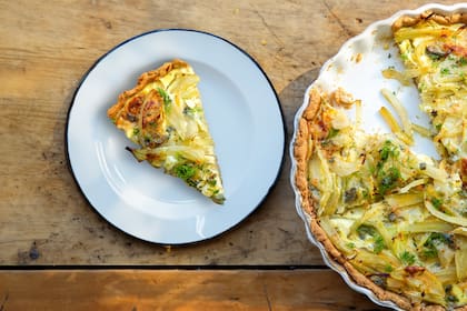 Tarta de hinojo, ricota y verdeo