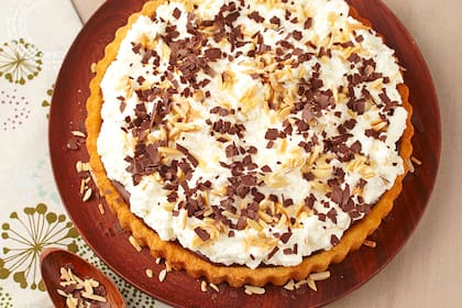 Torta de almendras con crema crujiente
