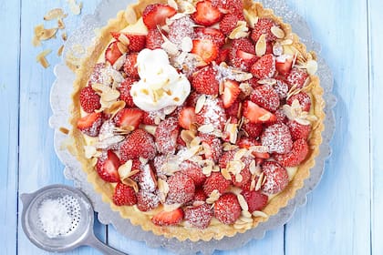 Torta de frutillas con crema de vainilla