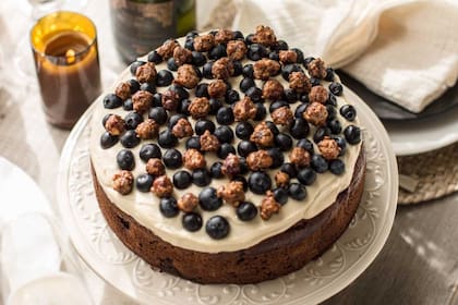 Torta Vegana moras y avellanas