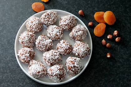Trufas de avena y coco.